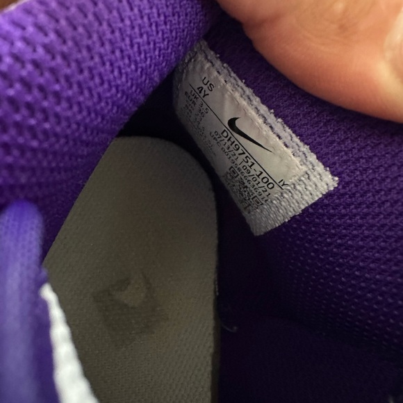 Jordan Kids Sneakers - Purple and White - Picture 6 of 10